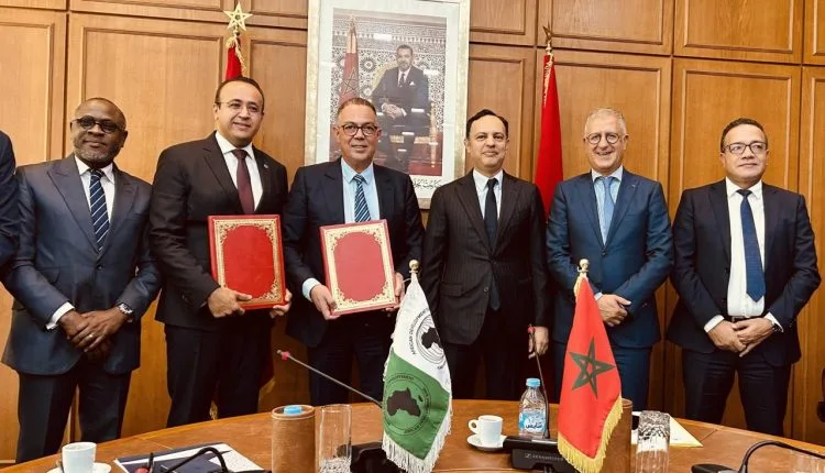 المغرب والبنك الإفريقي للتنمية يوقعان اتفاقيتي تمويل بـ405 ملايين يورو لتطوير السكك الحديدية والتكوين المهني