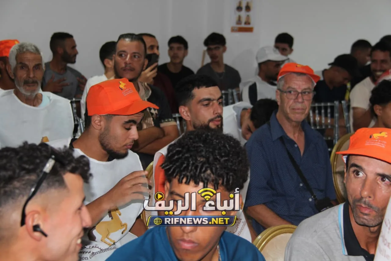 الاتحاد الدستوري يستعرض قوته ببني أنصار.. استقبال وازن لأقوضاض ومؤتمر إقليمي يعزز موقع بنعلي قبل تشريعيات 23 شتنبر - صورة 8